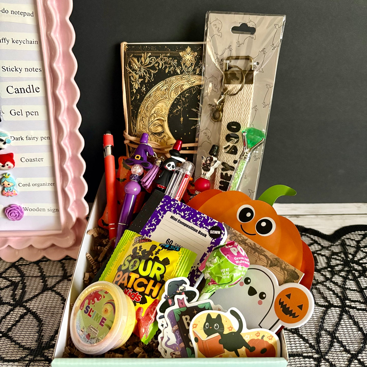 Spooky Scoops︱Halloween Mystery Scoops︱Cute and Spooky Prizes with Premium Picks
