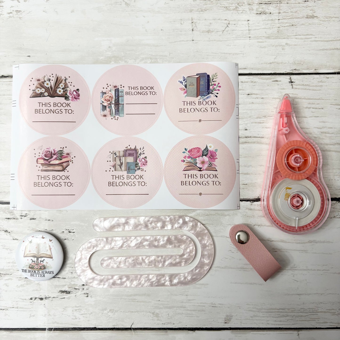 Romantasy in Pink